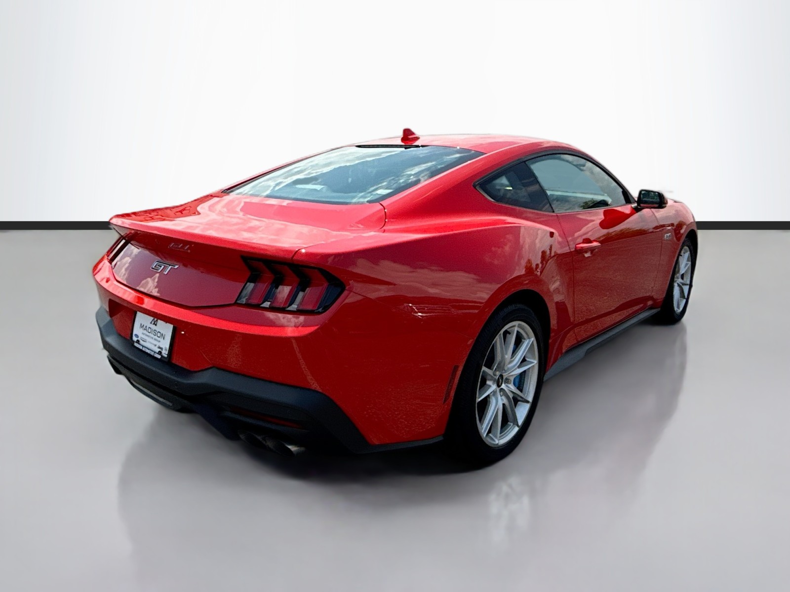 2024 Ford Mustang GT Premium photo 5
