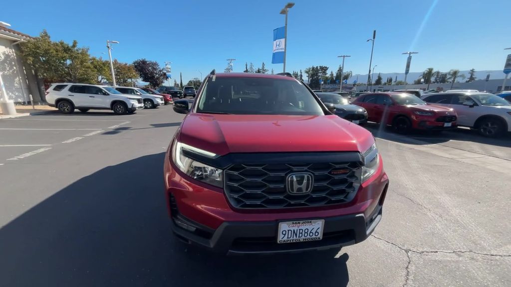 2022 Honda Passport TrailSport photo 2
