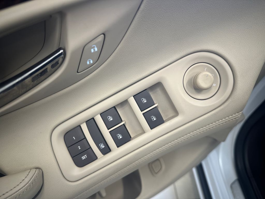 2016 Buick LaCrosse Sport Touring photo 14