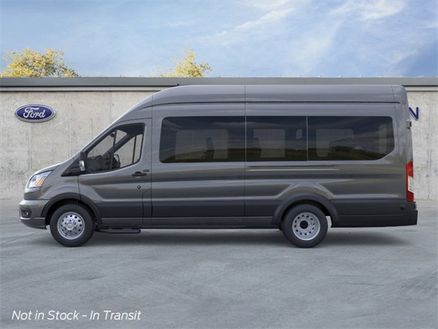 2025 Ford Transit photo 3