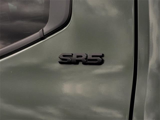 2023 Toyota Tundra SR5 photo 9