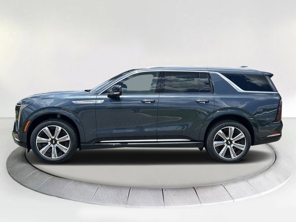 2026 Cadillac Escalade Luxury photo 2