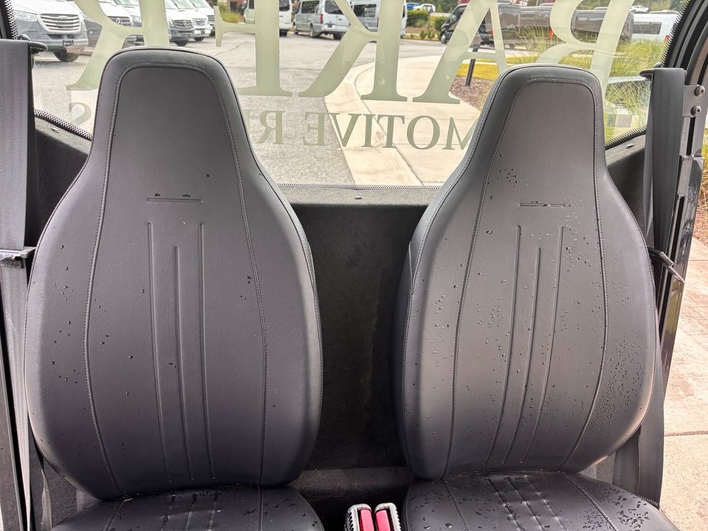 2022 Polaris GEM Standard Bed photo 11