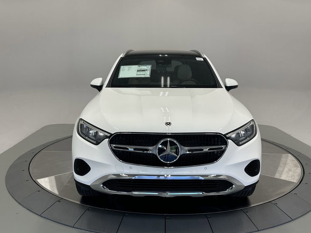 2026 Mercedes Benz GLC 300 4MATIC photo 2