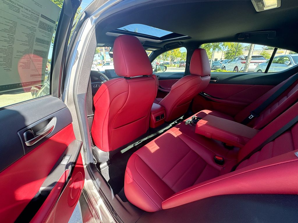 2023 Lexus IS 350 F SPORT photo 34