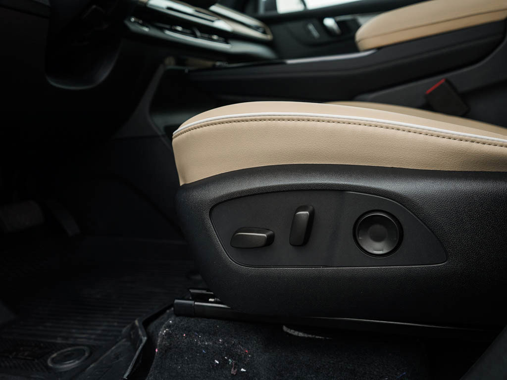 2026 Buick Enclave Preferred photo 16