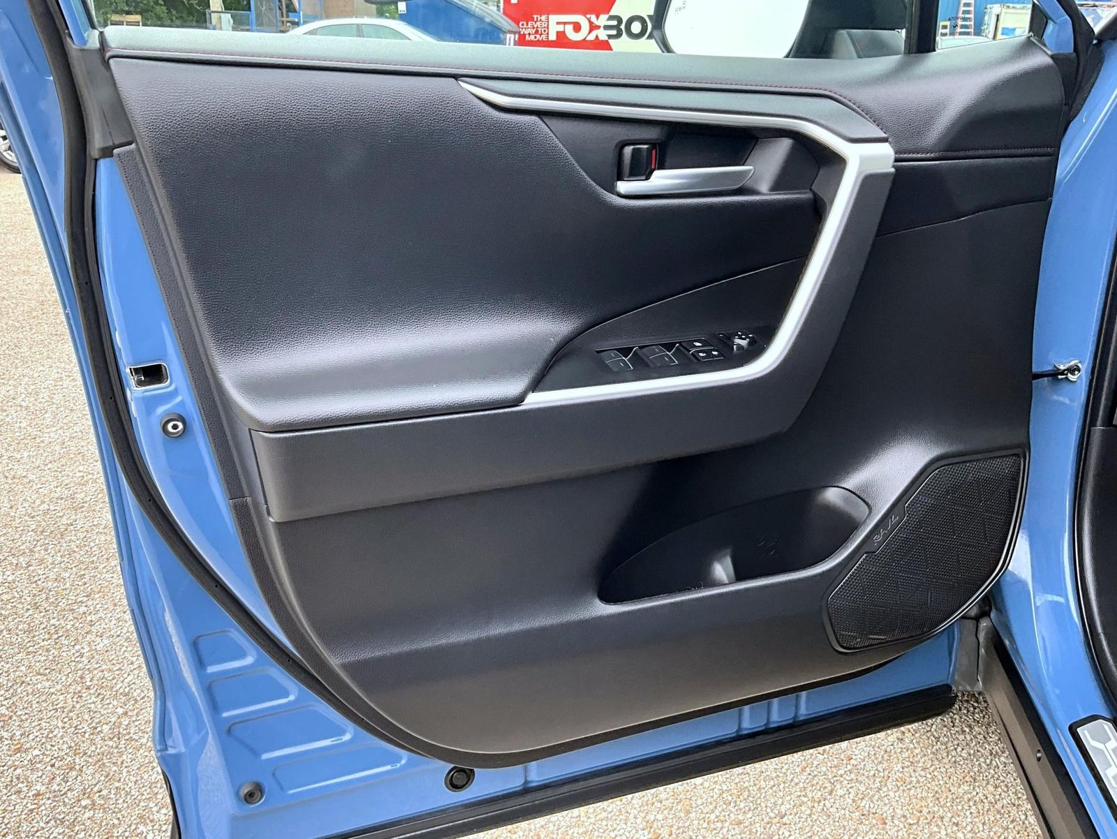 2023 Toyota RAV4 TRD photo 6