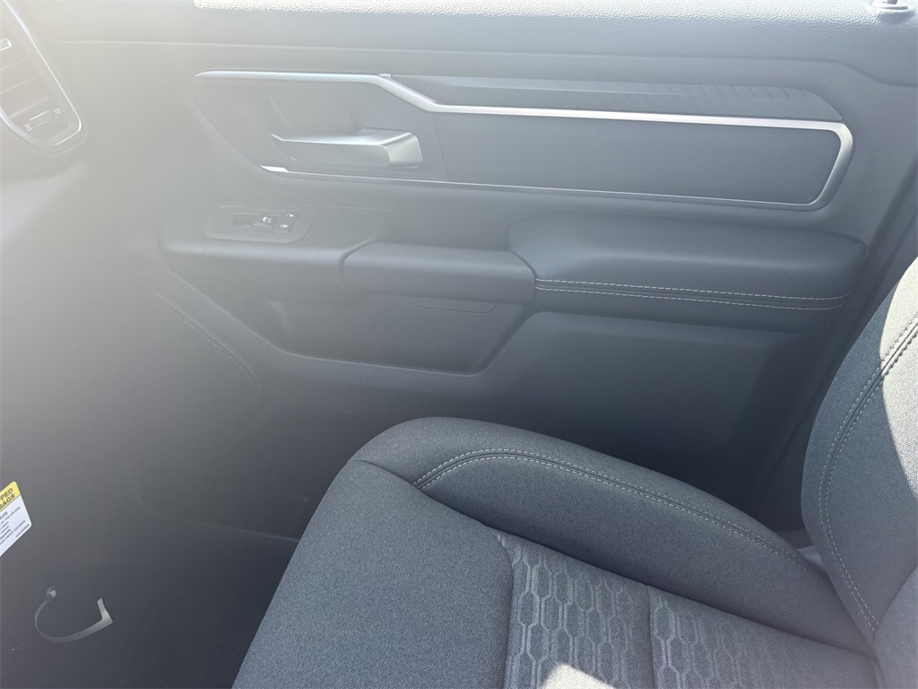 2025 Ram 1500 Big Horn photo 27