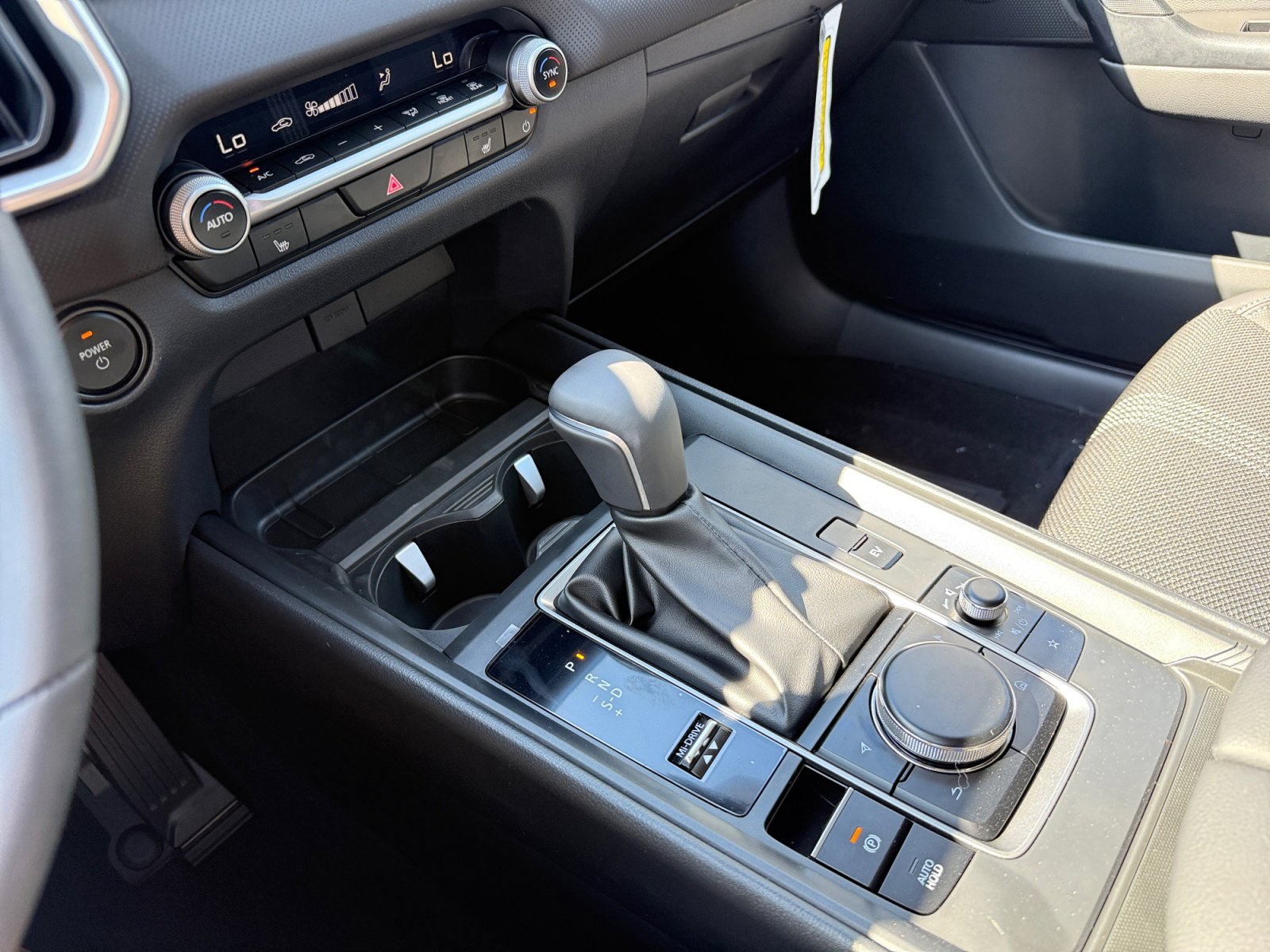 2025 Mazda CX-50 Preferred photo 12
