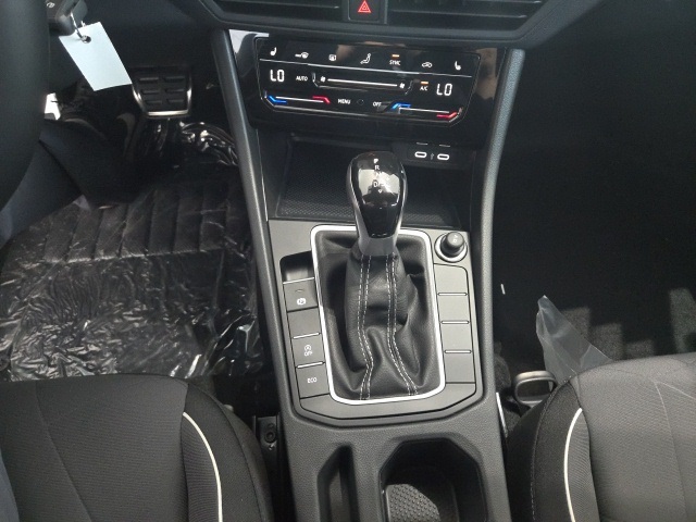 2025 Volkswagen Jetta Sport photo 17