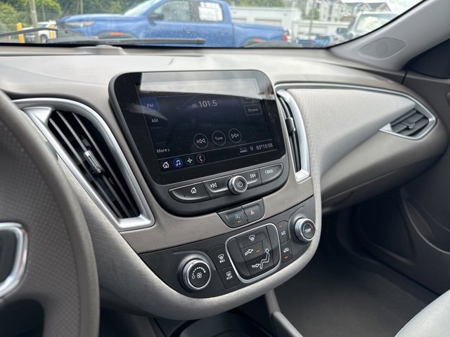 2020 Chevrolet Malibu LS photo 10