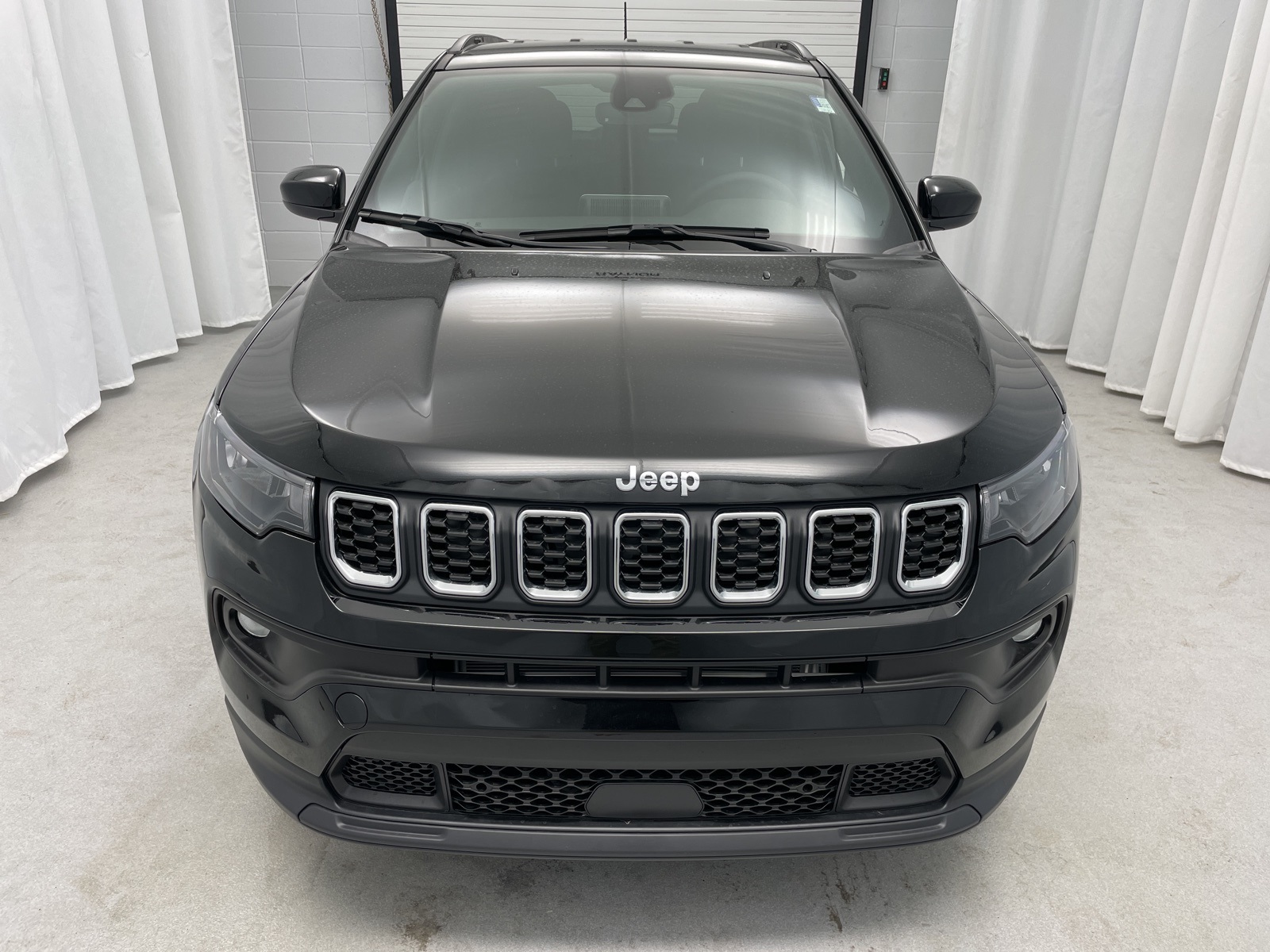 2025 Jeep Compass Latitude photo 6