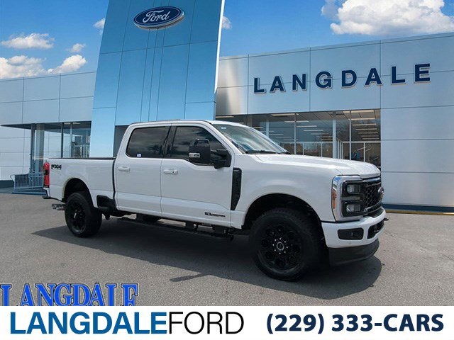 2025 Ford F-350 Super Duty Lariat's photo