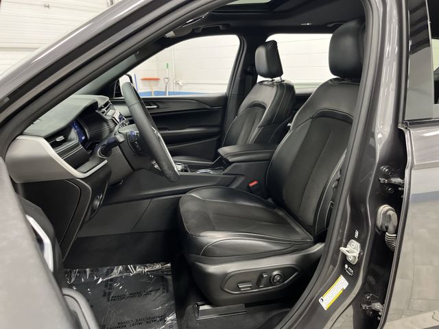 2024 Jeep Grand Cherokee Altitude X photo 3