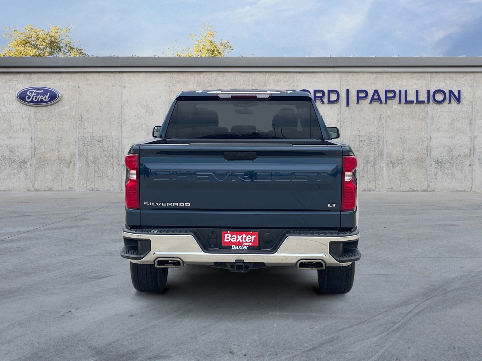 2019 Chevrolet Silverado 1500 LT photo 4