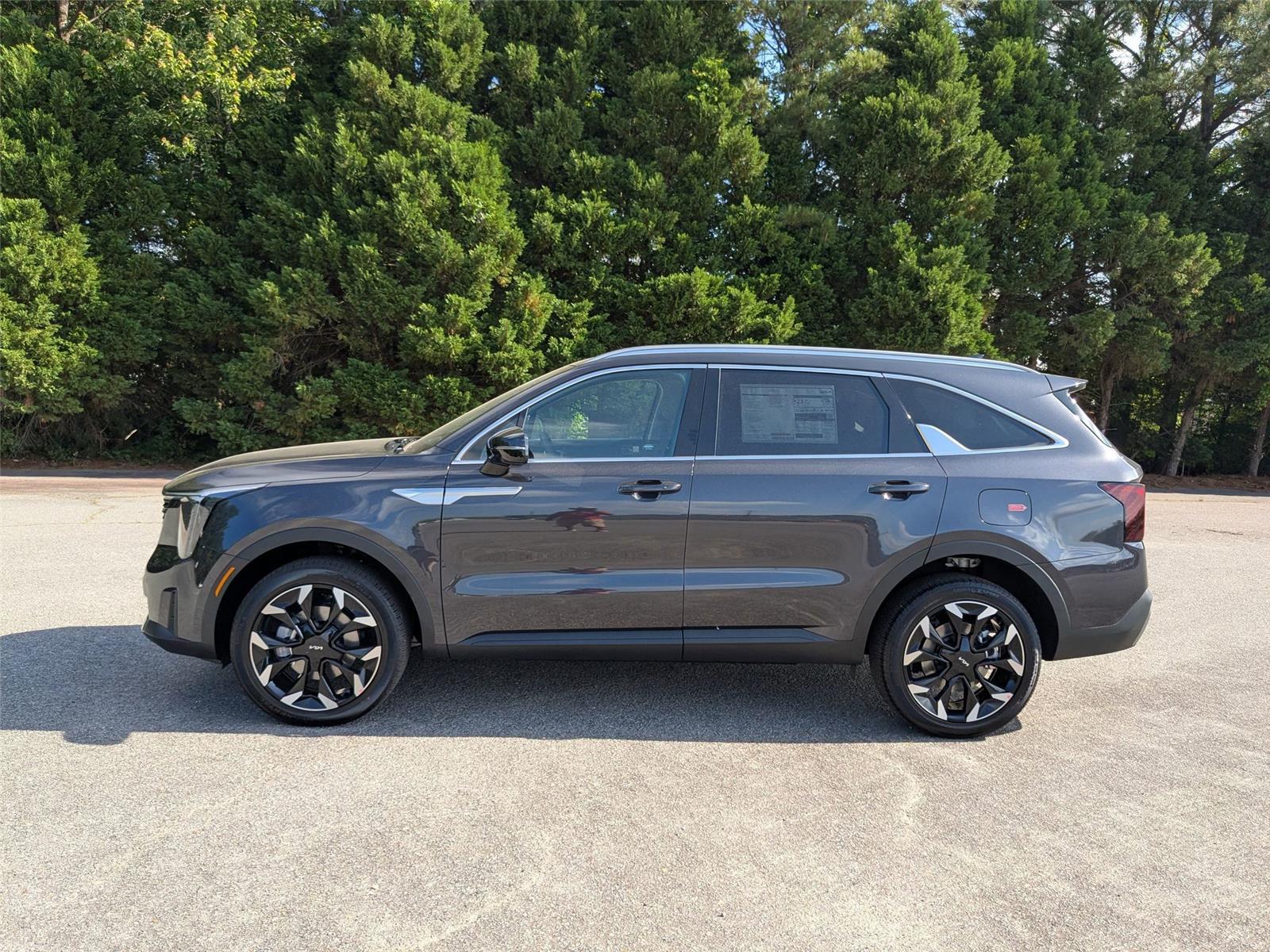 2025 Kia Sorento EX photo 10