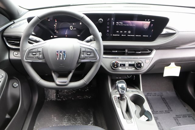 2025 Buick Envista Preferred photo 13