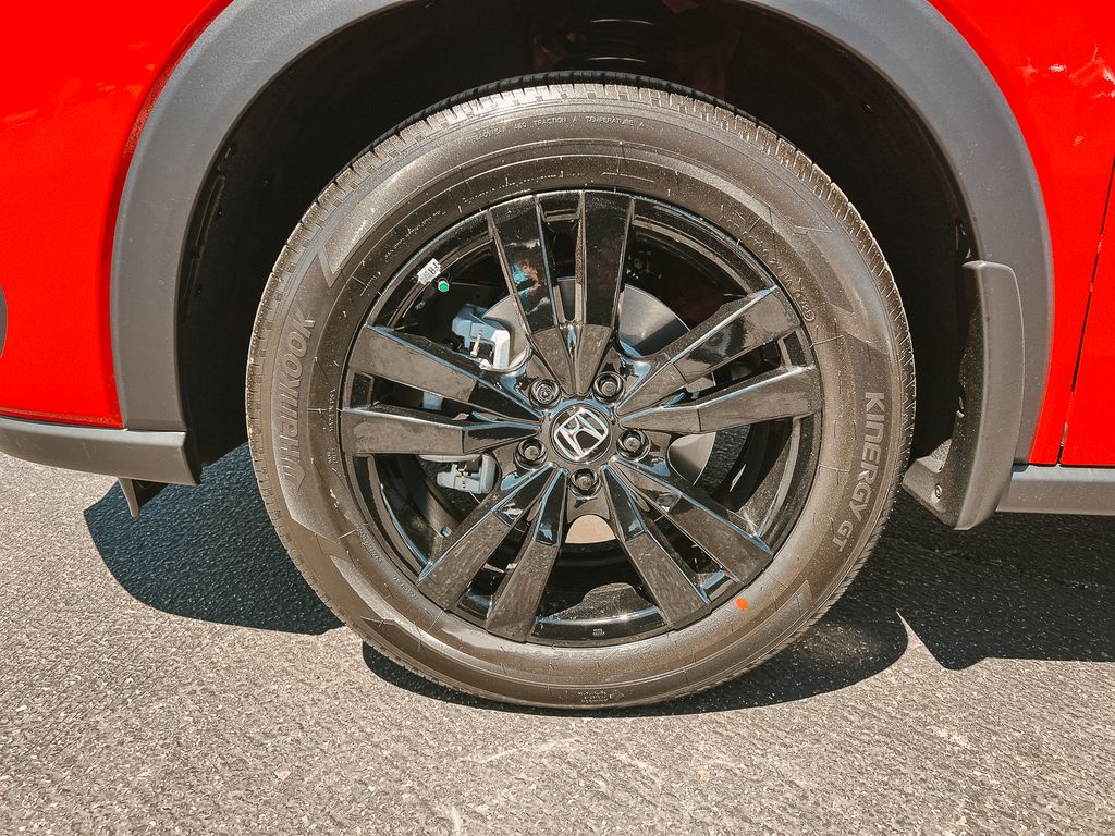 2026 Honda HR-V Sport photo 3