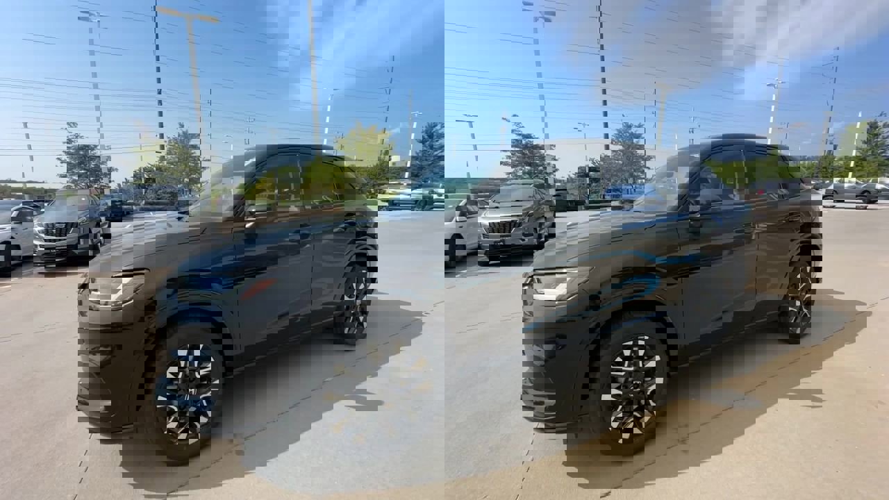 2026 Honda HR-V EX-L photo 3