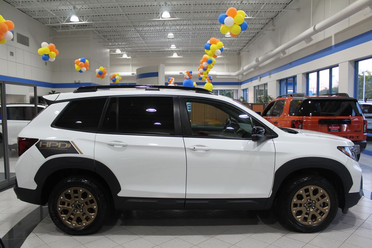 2022 Honda Passport TrailSport photo 4