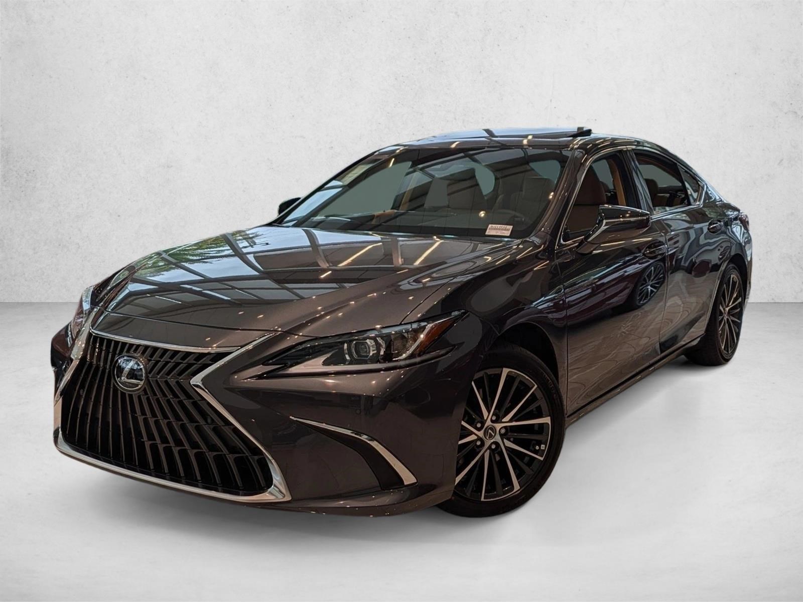 2025 Lexus ES 350's photo