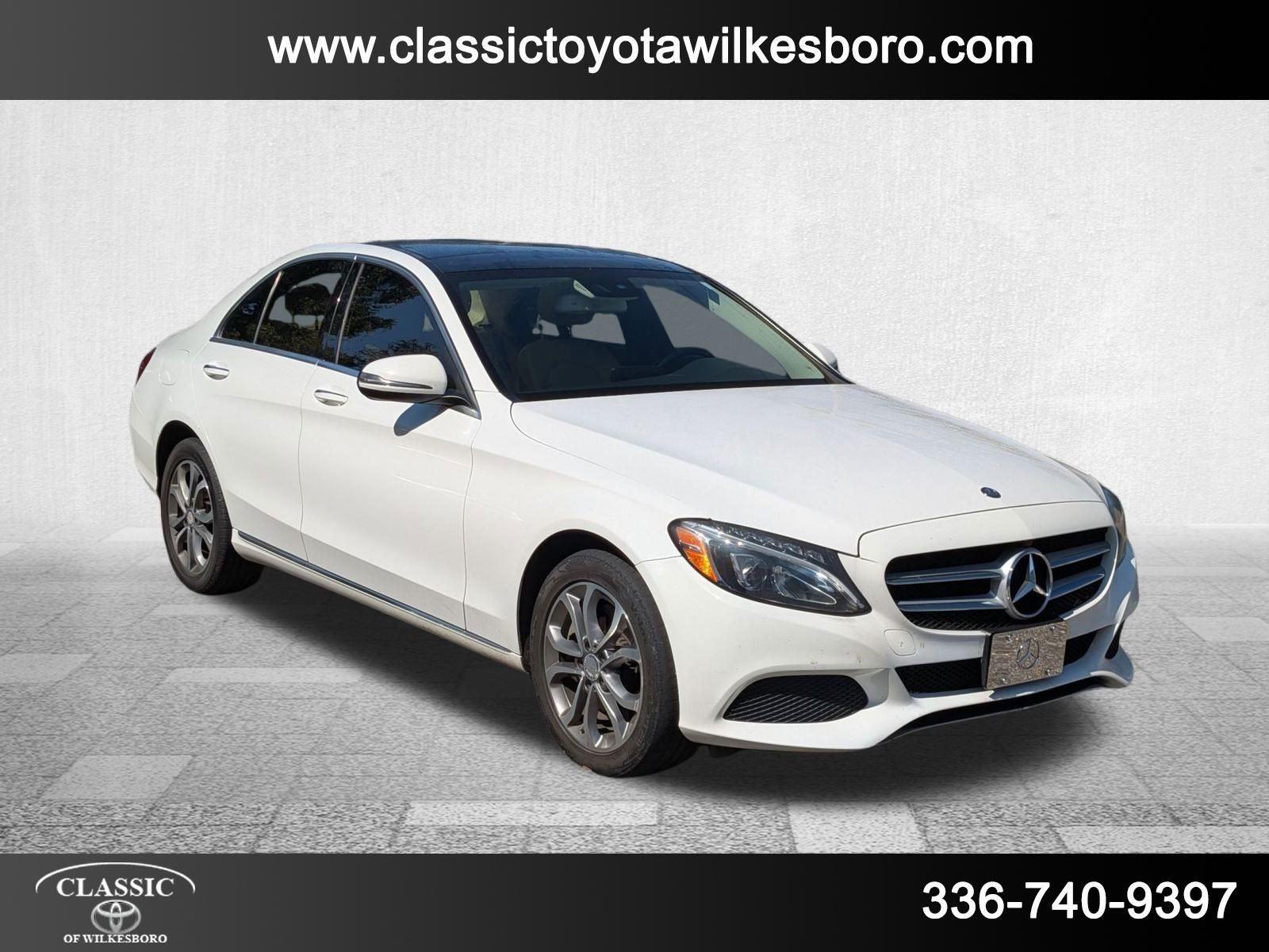 2017 Mercedes Benz C 300 4MATIC photo 3