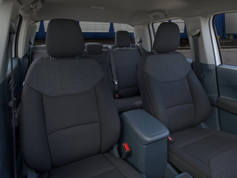 2025 Ford Maverick XL photo 4