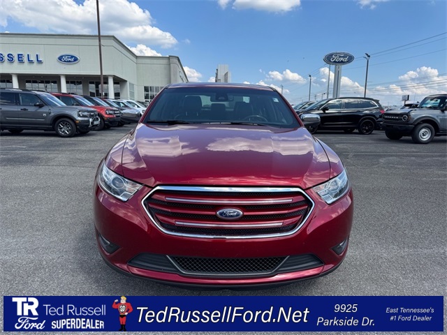 2018 Ford Taurus Limited photo 2