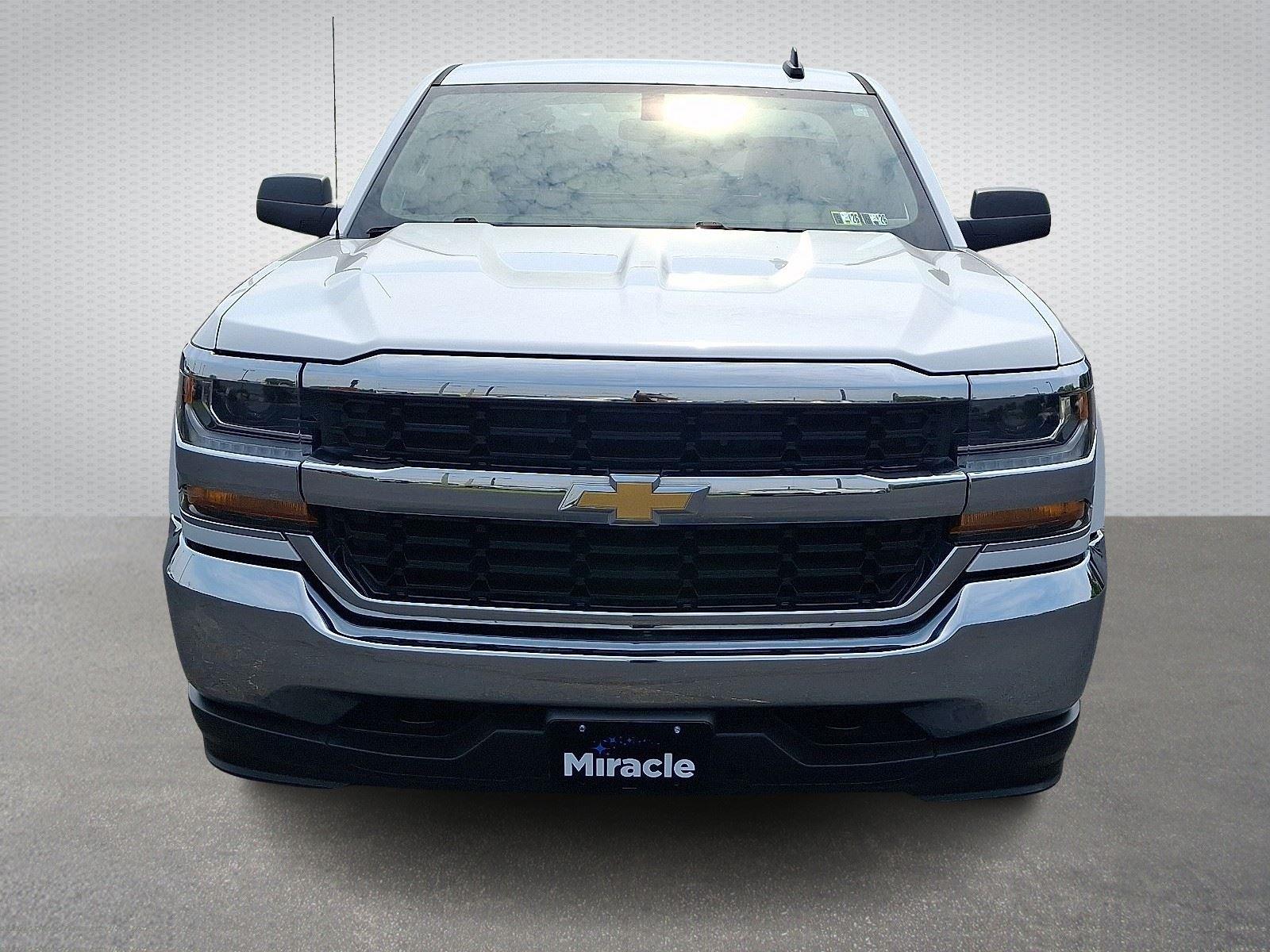 2018 Chevrolet Silverado 1500 LS photo 2