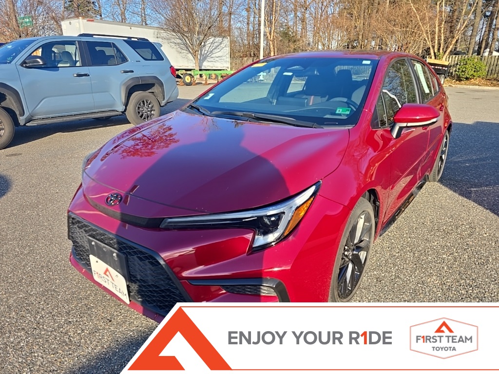 2023 Toyota Corolla SE's photo