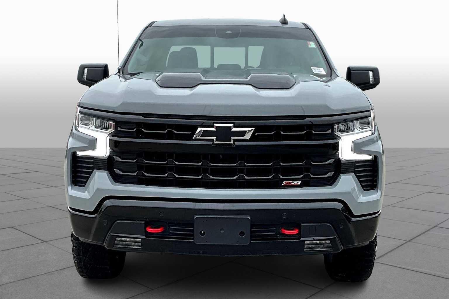 2024 Chevrolet Silverado 1500 LT Trail Boss photo 3