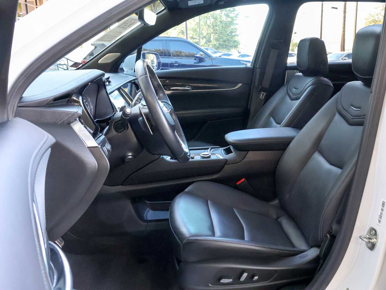 2023 Cadillac XT6 Sport photo 9