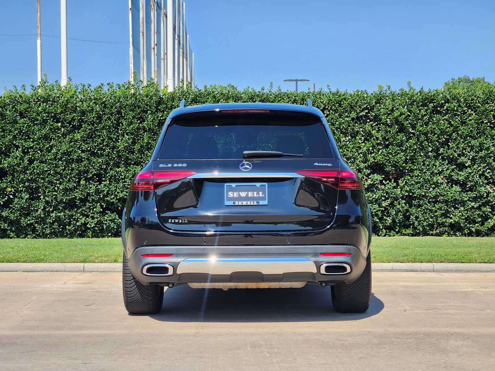 2024 Mercedes Benz GLE 350 4MATIC photo 4