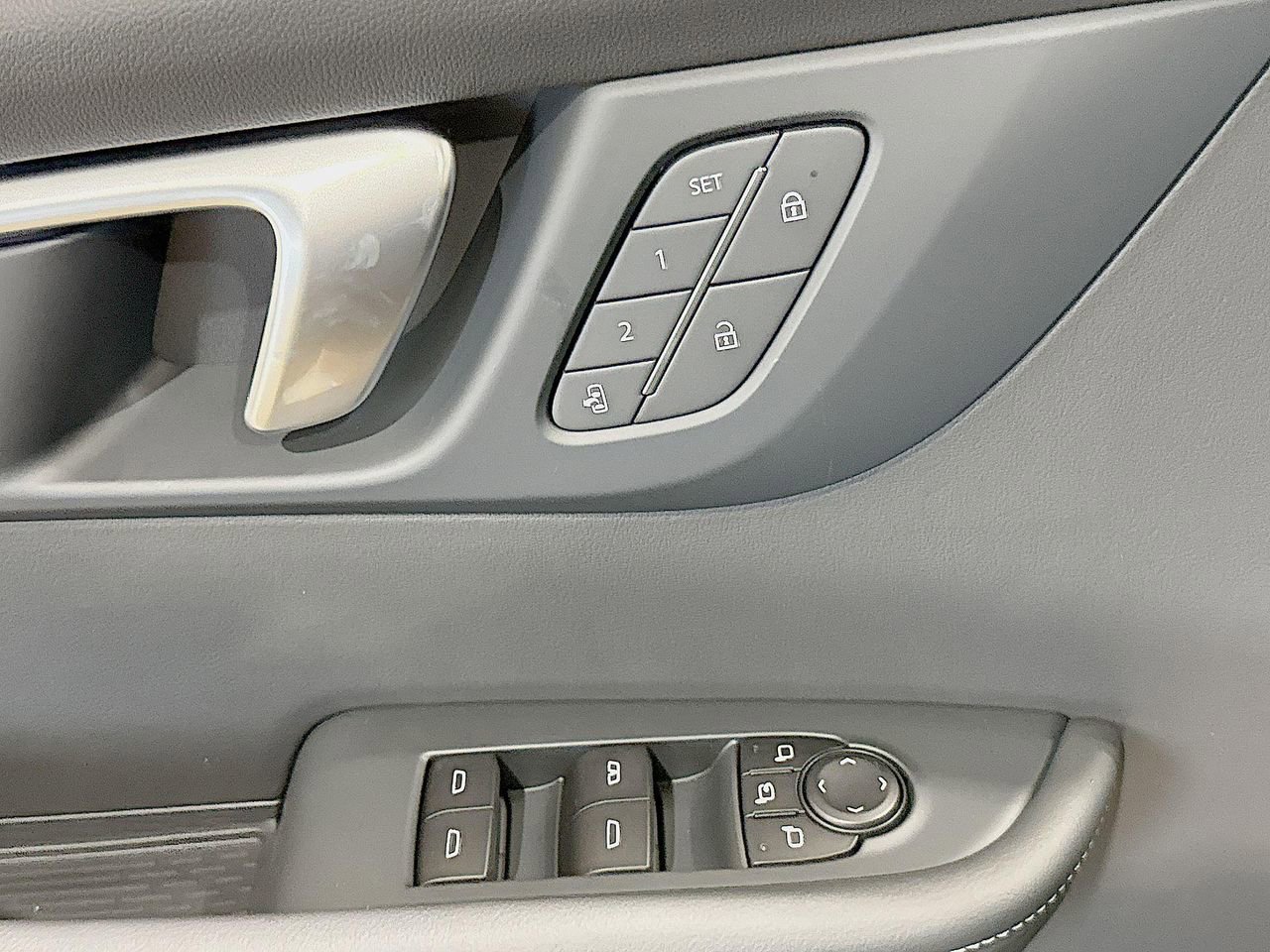 2026 Buick Enclave Preferred photo 21