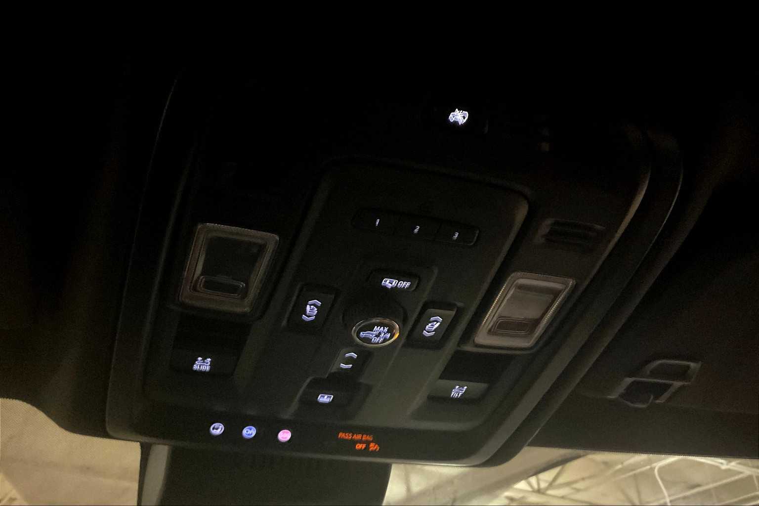 2023 Gmc Yukon Denali Ultimate photo 32