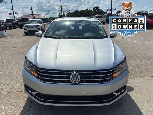 Used 2017 Volkswagen Passat SE with VIN 1VWBT7A3XHC012679 for sale in Frankfort, KY