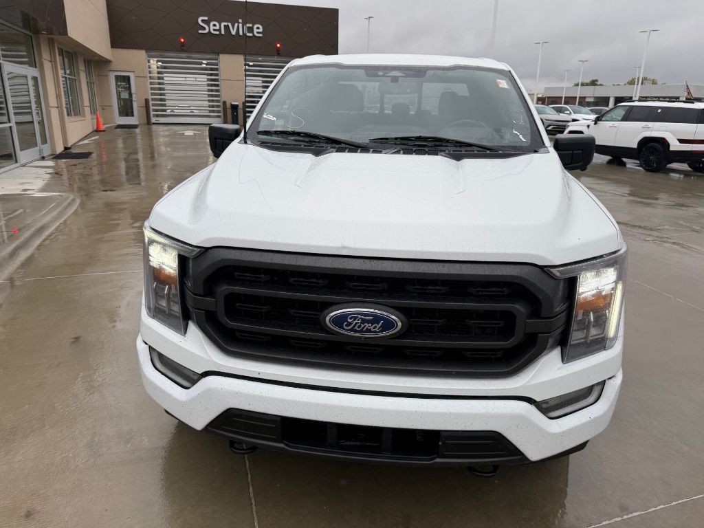 2022 Ford F-150 XLT photo 3