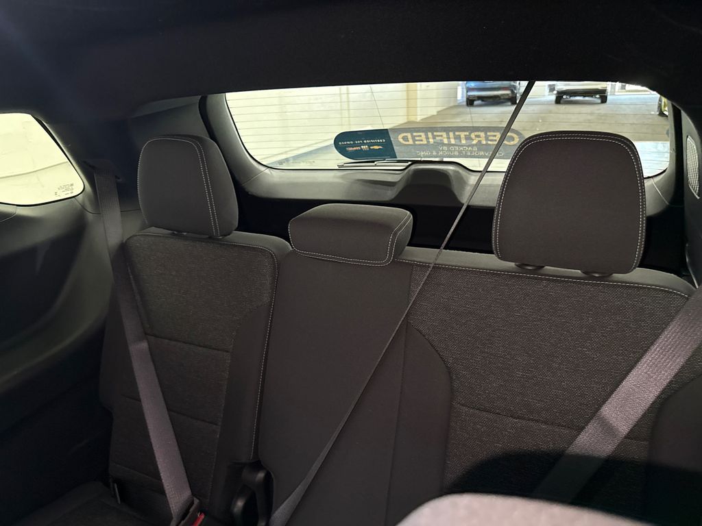 2025 Chevrolet Traverse photo 26