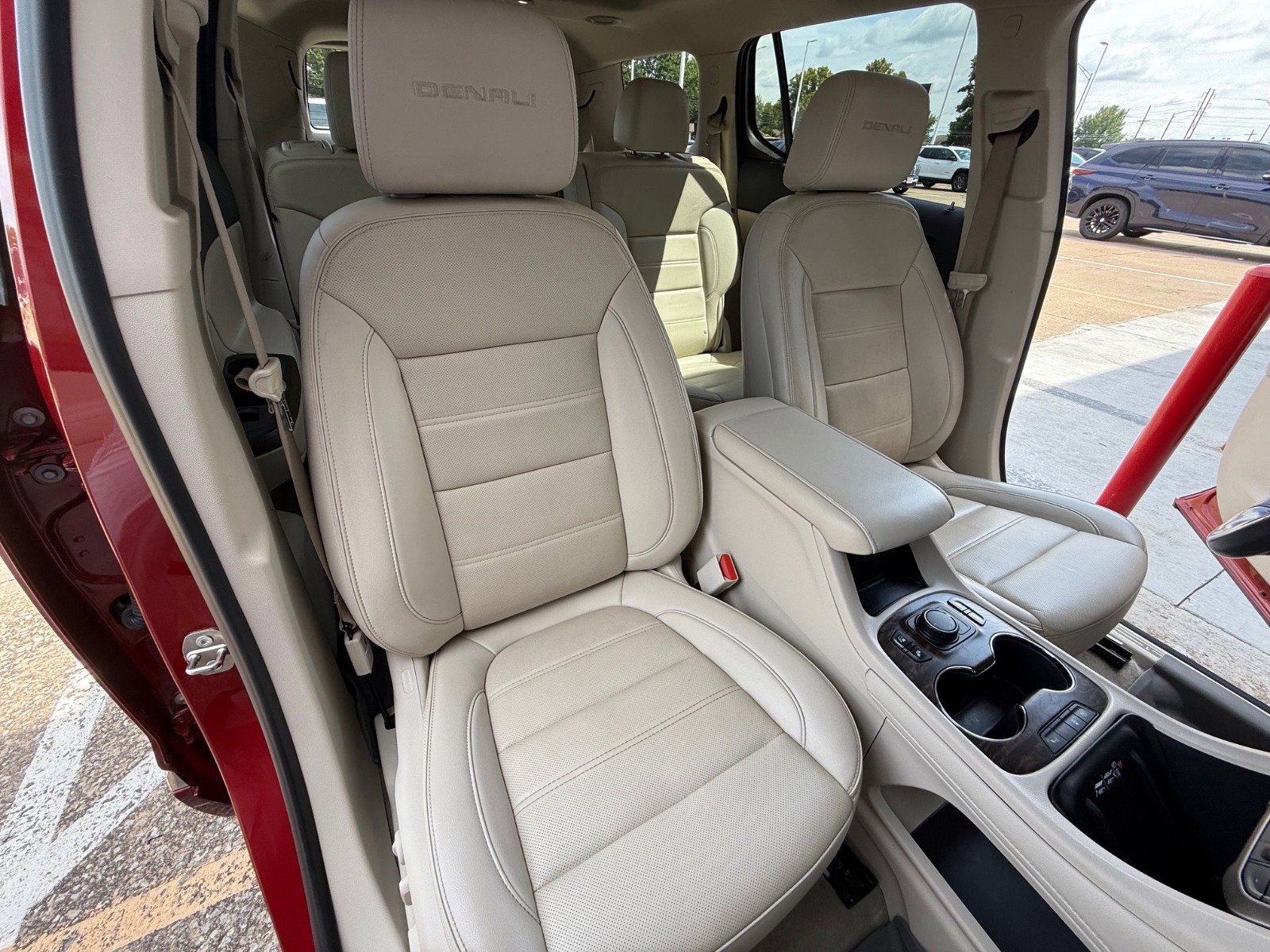 2021 Gmc Acadia Denali photo 30