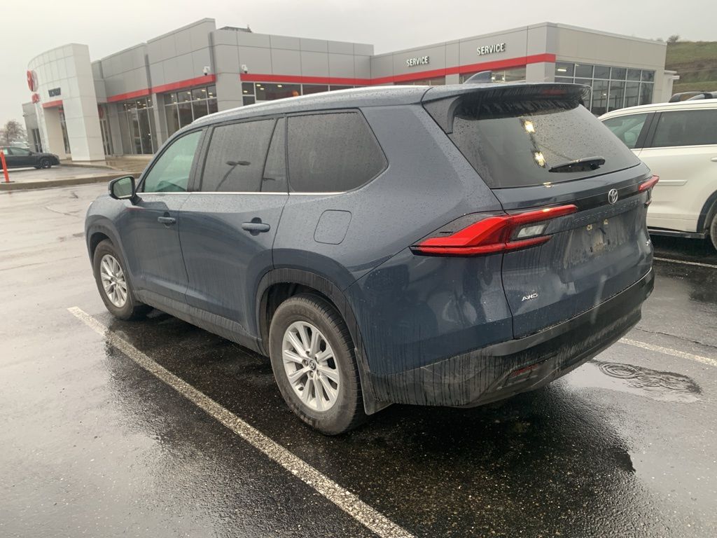2024 Toyota Grand Highlander XLE photo 4