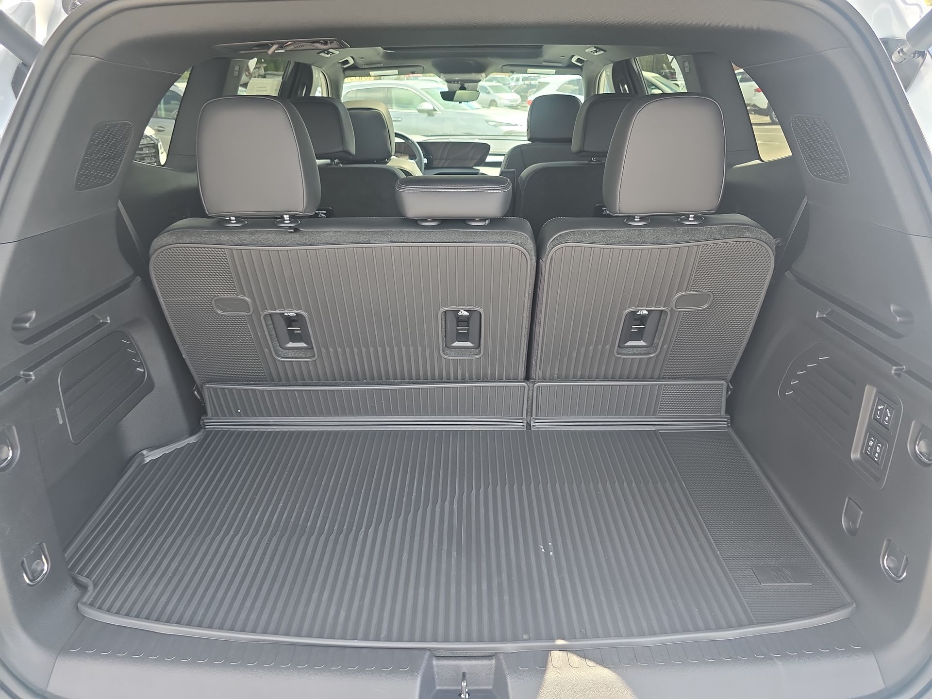 2026 Buick Enclave Avenir photo 22