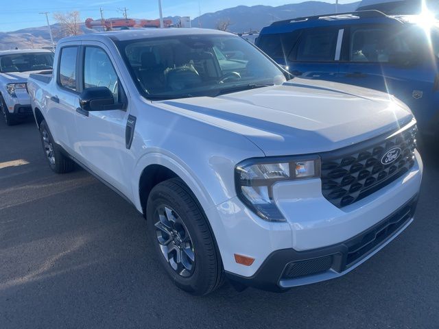 2026 Ford Maverick XLT's photo