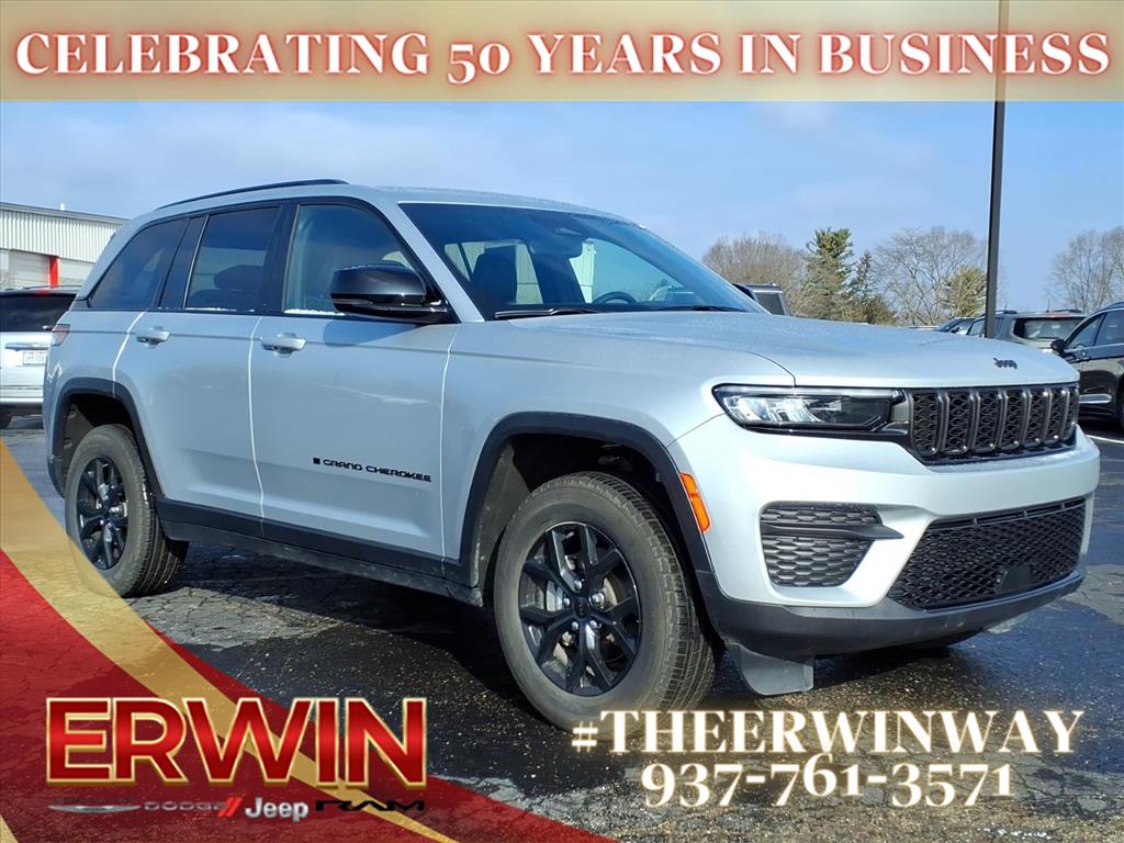 2024 Jeep Grand Cherokee Altitude's photo