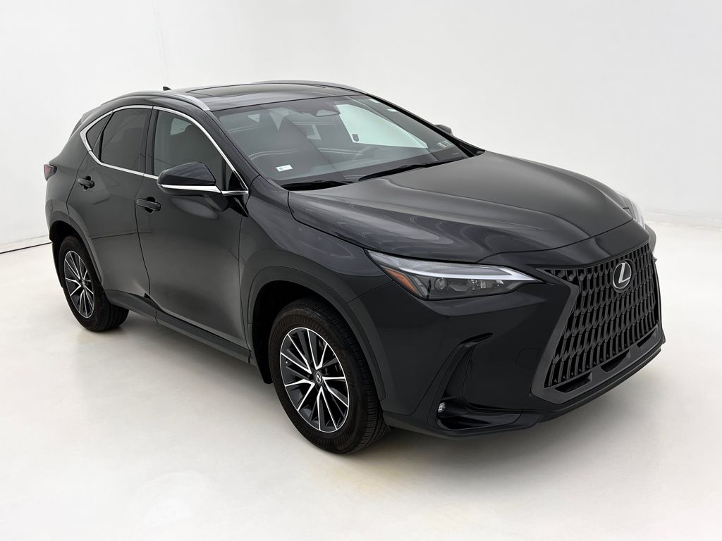 2023 Lexus NX 350 photo 3