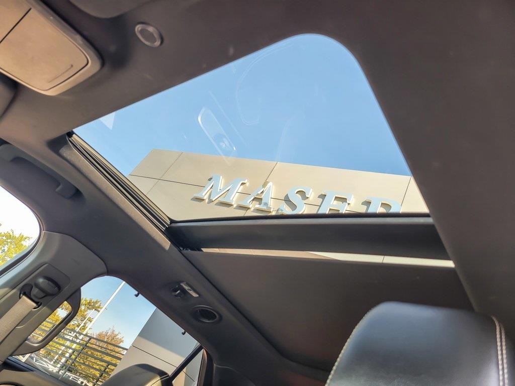 2020 Ford Explorer ST photo 10