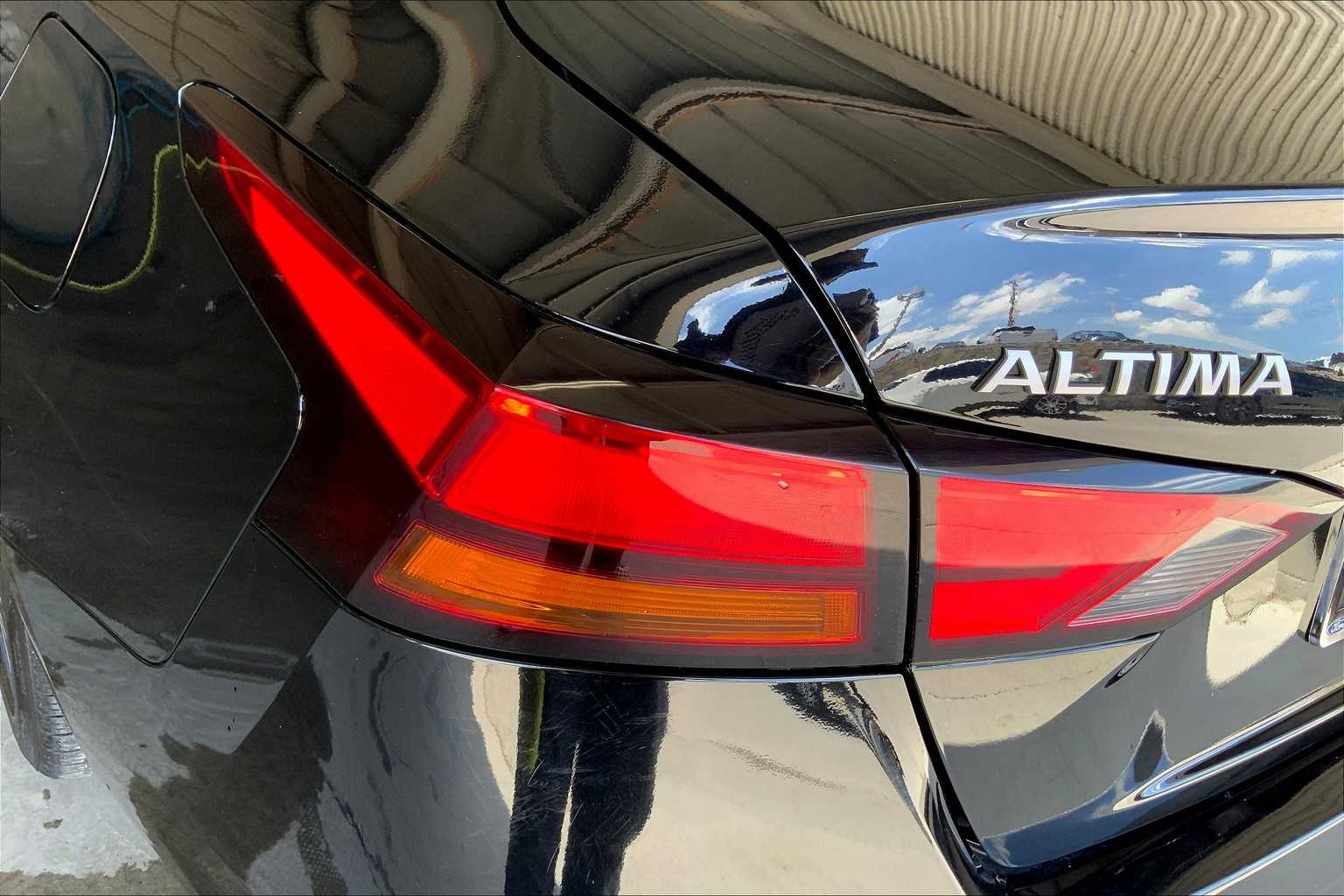 2023 Nissan Altima 2.5 SV photo 26
