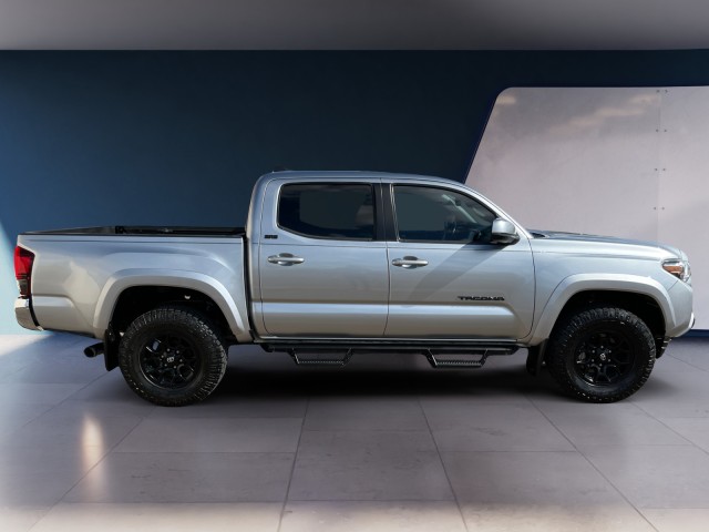 2022 Toyota Tacoma SR5 photo 5