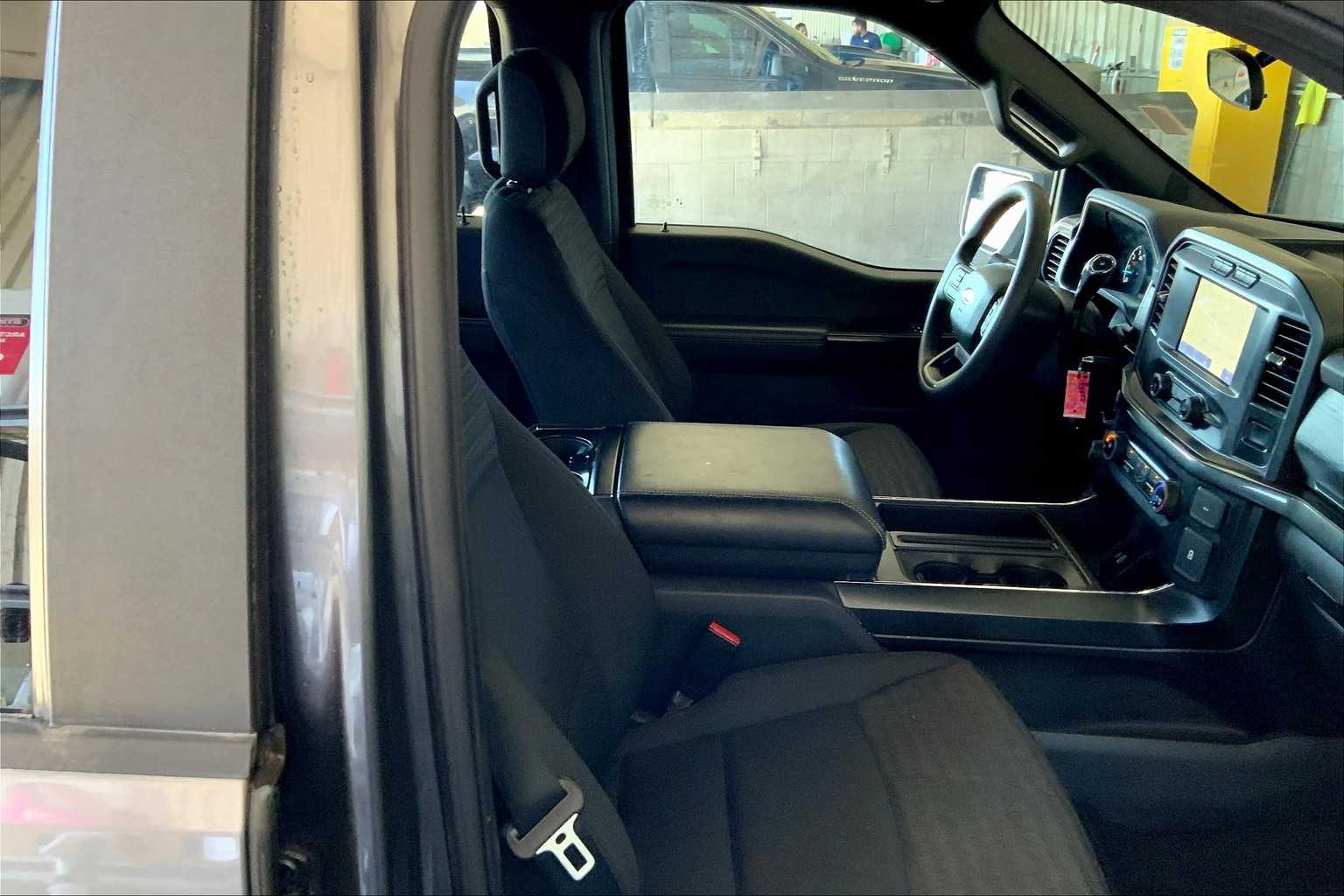2021 Ford F-150 XL photo 8