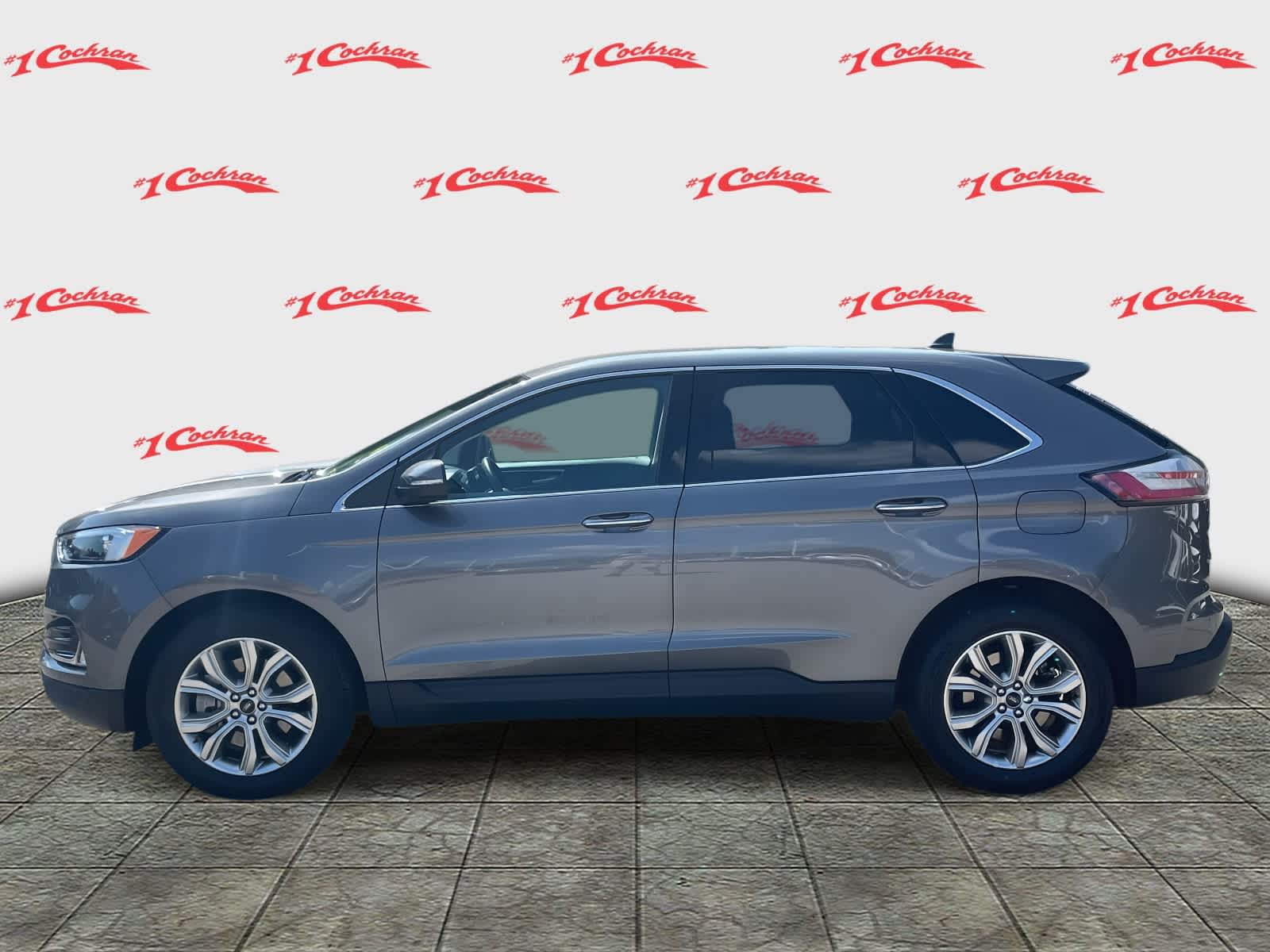 2024 Ford Edge Titanium photo 6