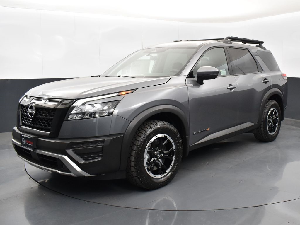 2025 Nissan Pathfinder Rock Creek photo 3